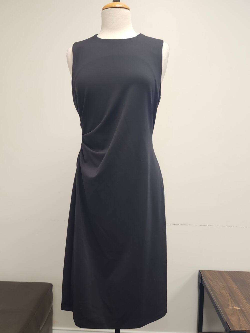 NWT Calvin Klein Side-Ruched Black 10 Sleeveless Sheath Dress Cocktail Corporate